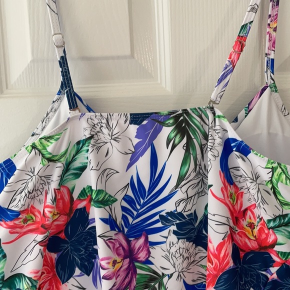 Tankini Top - Picture 4 of 5